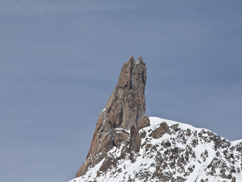 Biblioteca Courmayeur - Proposte di lettura Il Dente del Gigante -  CourmayeurMontBlanc